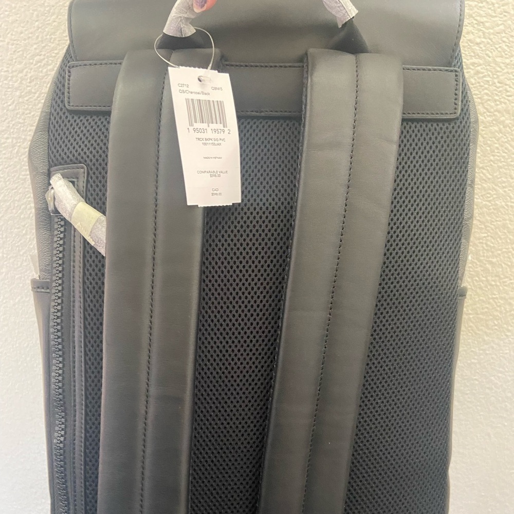 Nwt Coach backpack - Picture 2 of 2